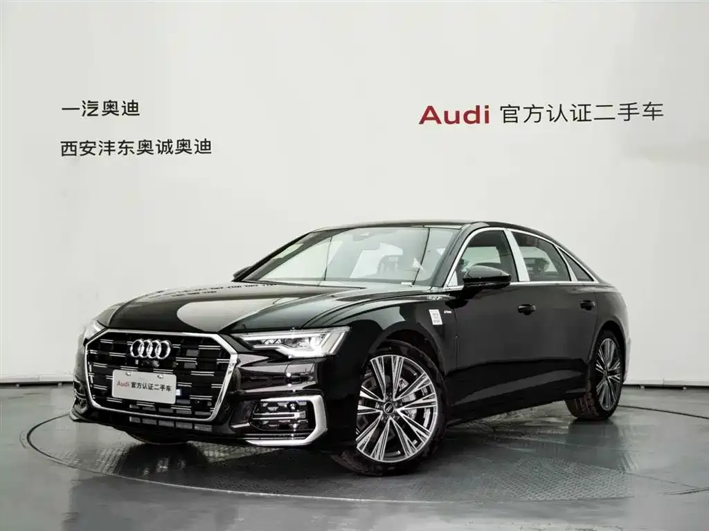 Audi A6L — фото 1
