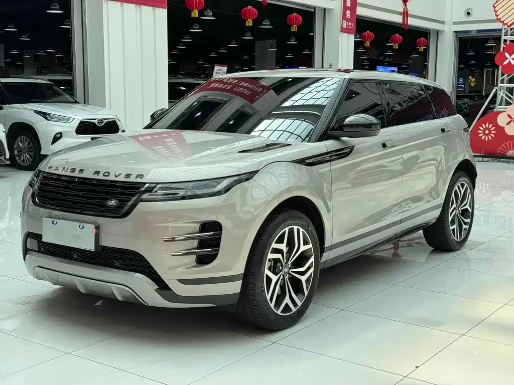 Land Rover Evoque — фото 1