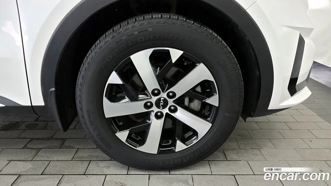 Kia Sorento — фото 5