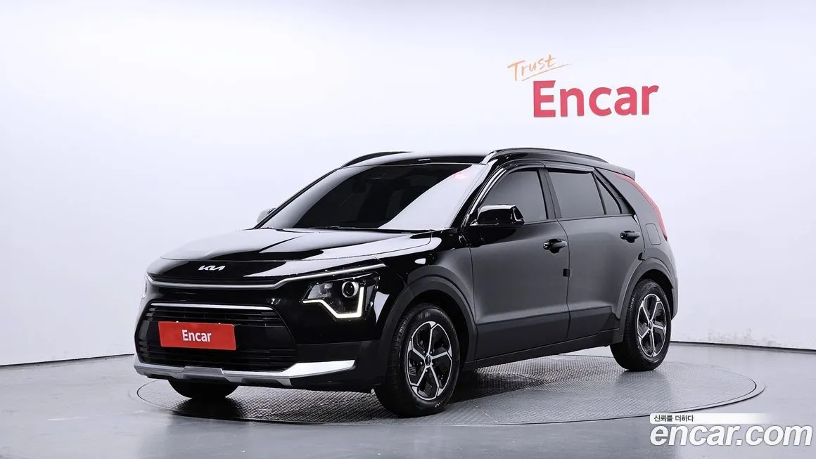 Kia Niro — фото 1