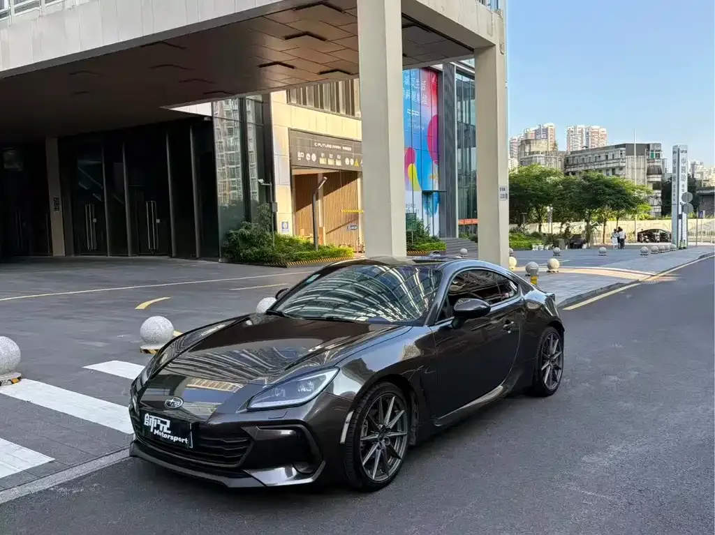 Subaru BRZ — фото 1
