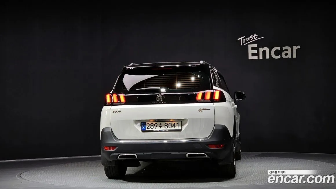Peugeot 5008 — фото 4