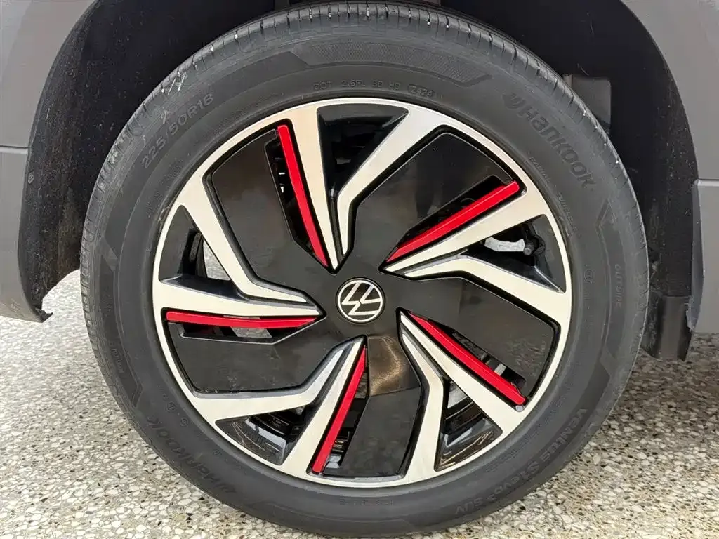 Volkswagen Tharu — фото 6