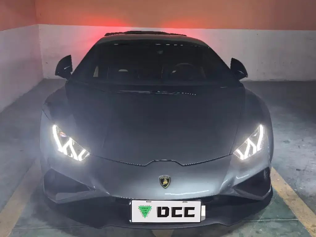 Lamborghini Huracan — фото 1