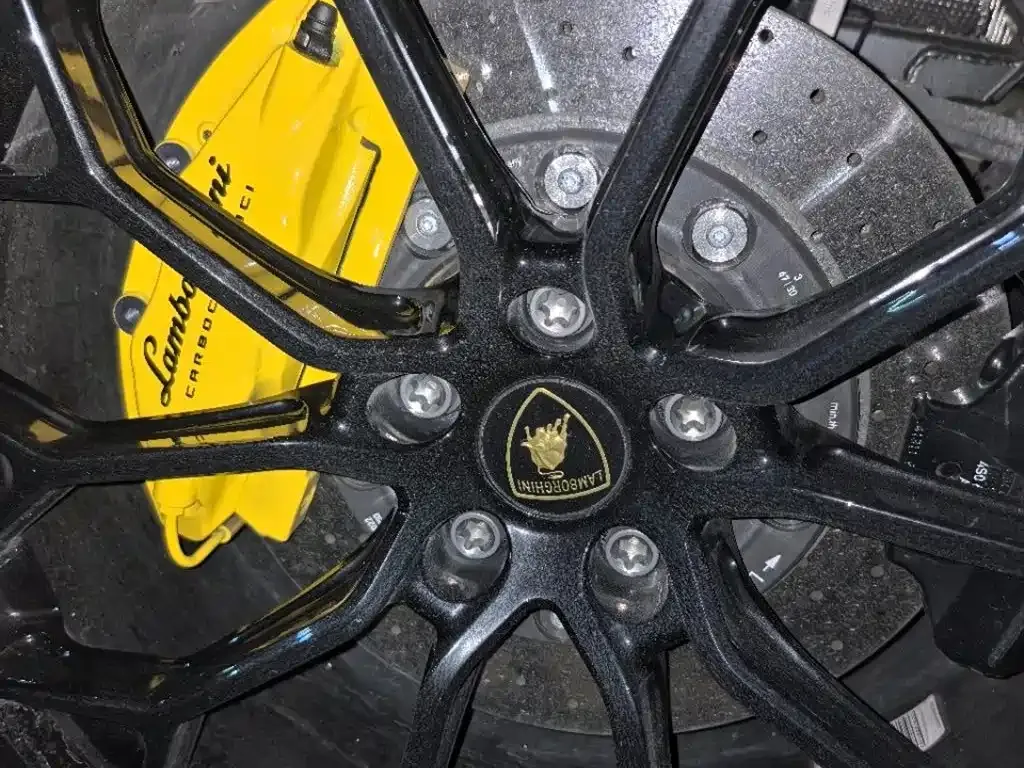 Lamborghini Huracan — фото 6
