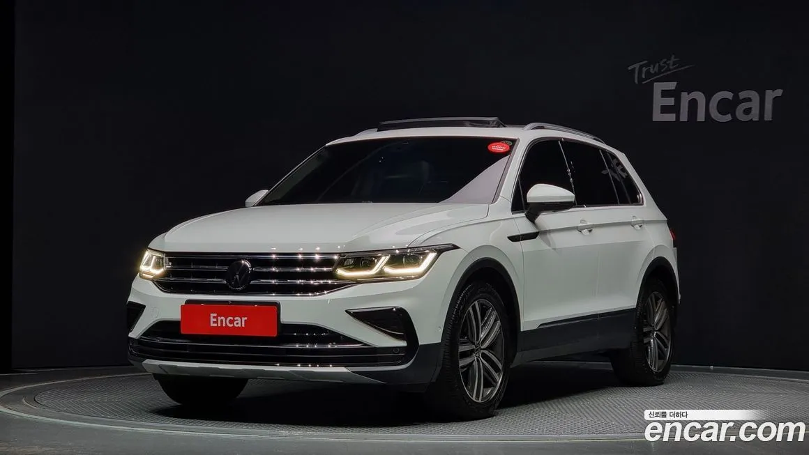 Volkswagen Tiguan — фото 1