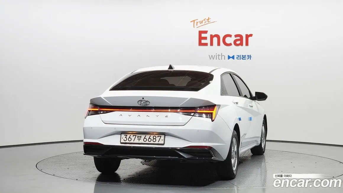Hyundai AVANTE — фото 4