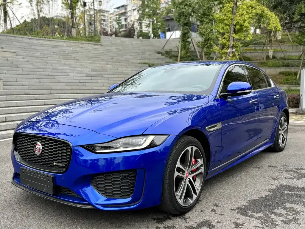 Jaguar XEL — фото 1