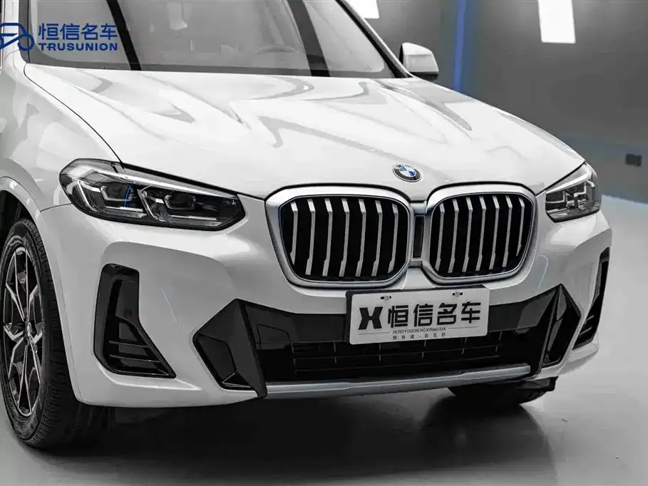 BMW X3 — фото 9