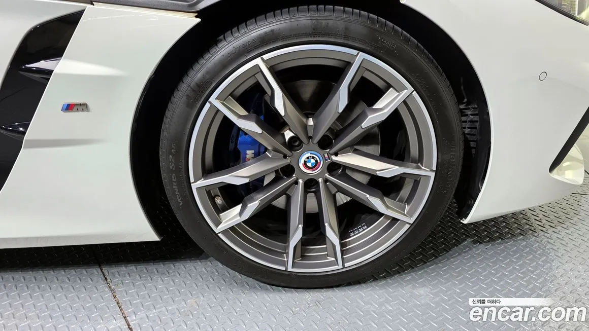 BMW Z4 — фото 5
