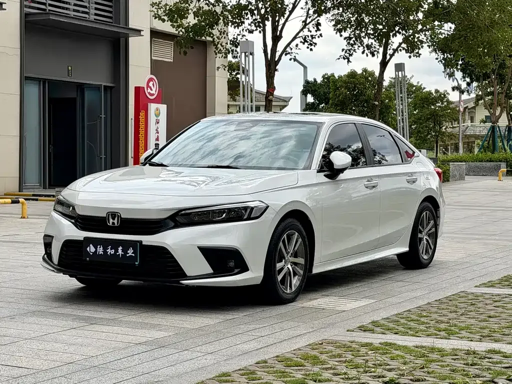 Honda Civic — фото 1