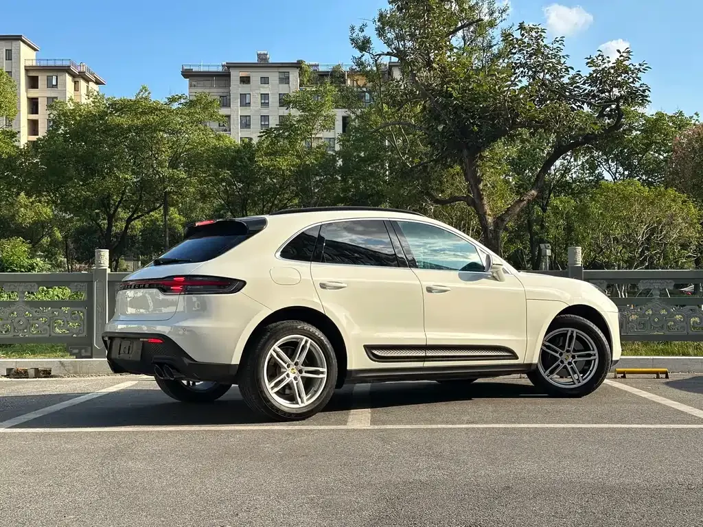 Porsche Macan — фото 5