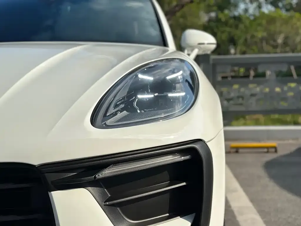 Porsche Macan — фото 7