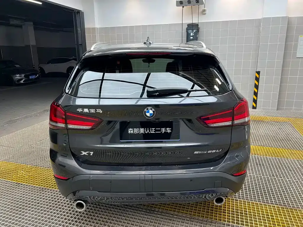 BMW X1 — фото 4