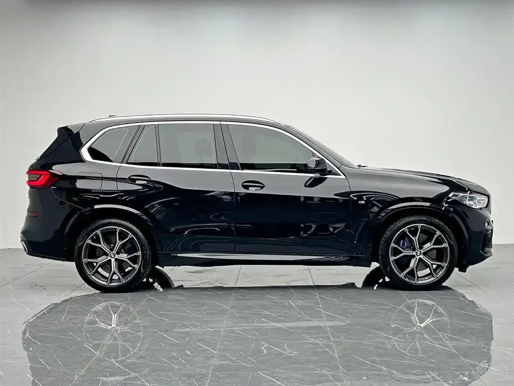 BMW X5 (Import) — фото 7