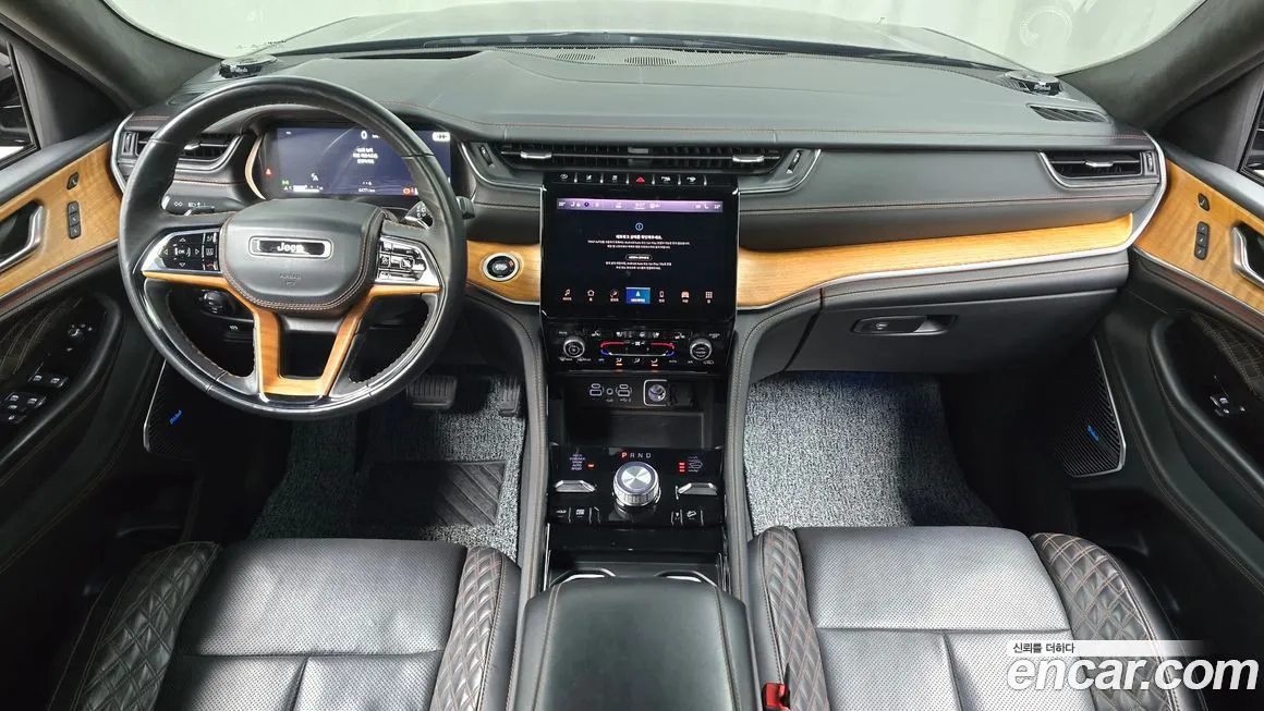 Jeep Cherokee — фото 7