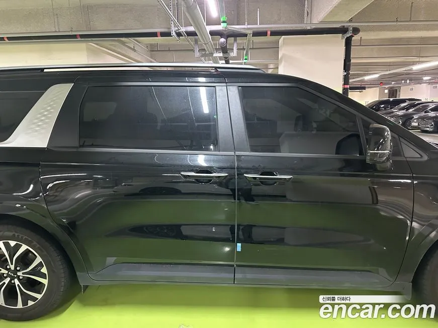 Kia Carnival — фото 2