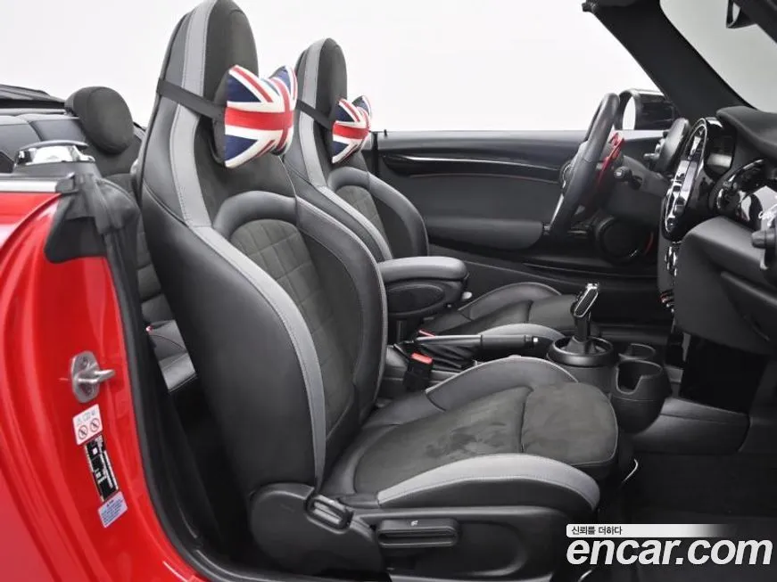 Mini Cooper Convertible — фото 10