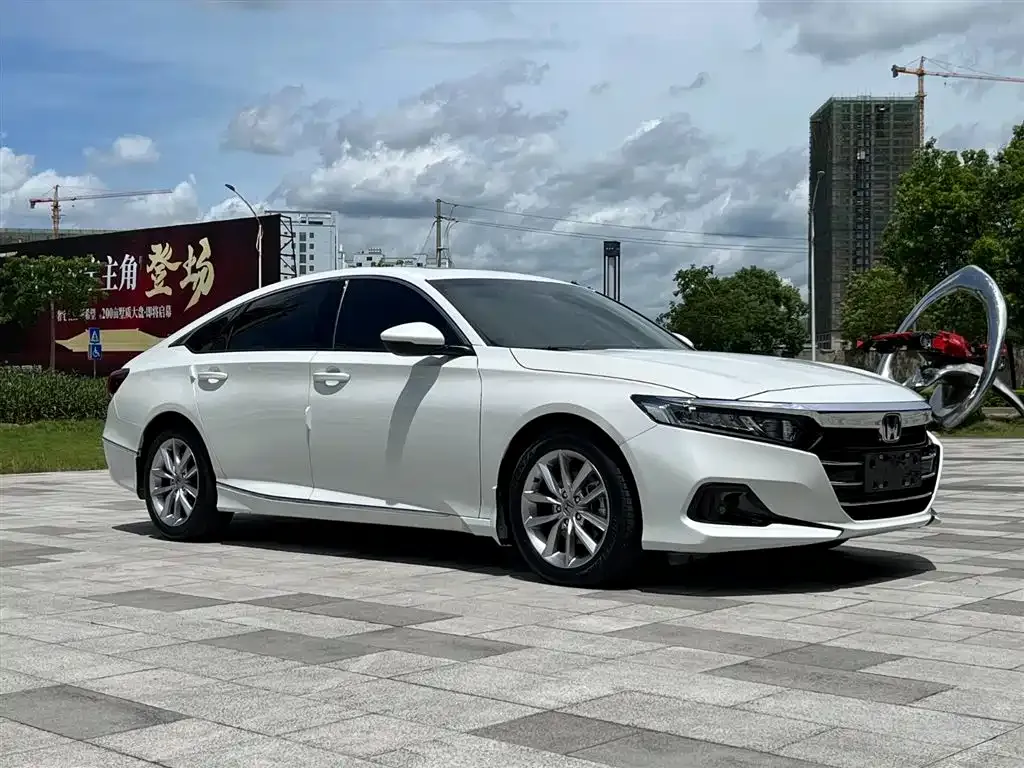 Honda Accord — фото 3