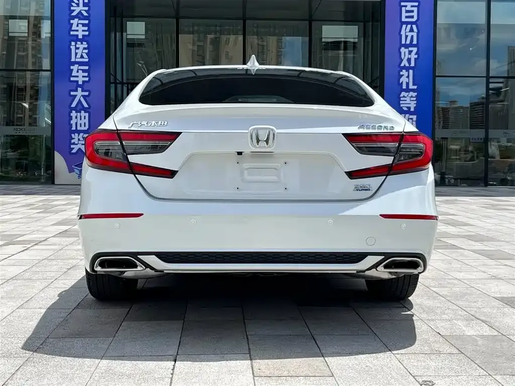 Honda Accord — фото 5
