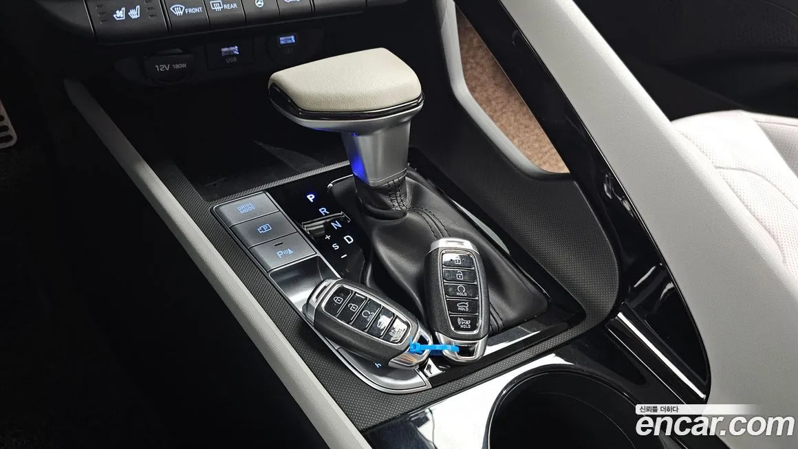 Hyundai AVANTE — фото 9