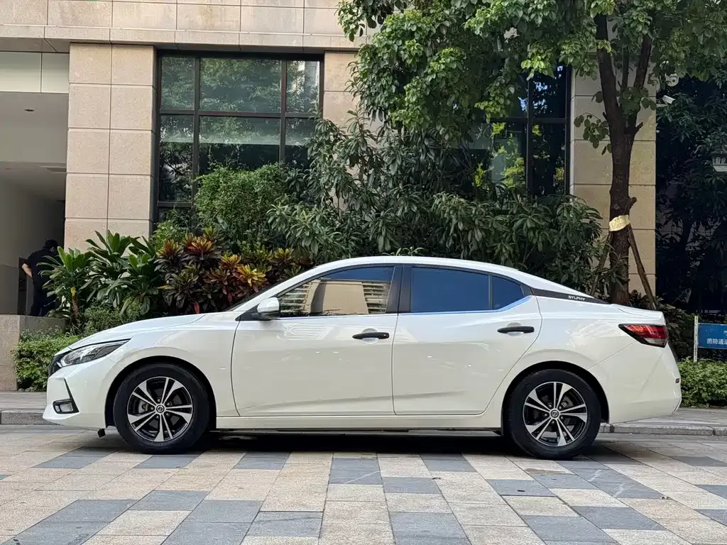 Nissan Sylphy — фото 4
