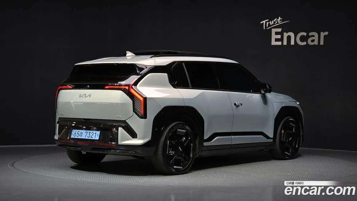 Kia EV3 — фото 2