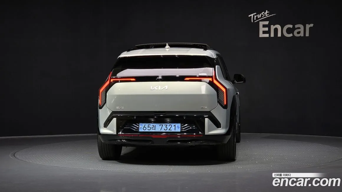 Kia EV3 — фото 4