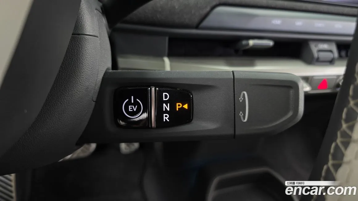 Kia EV3 — фото 9