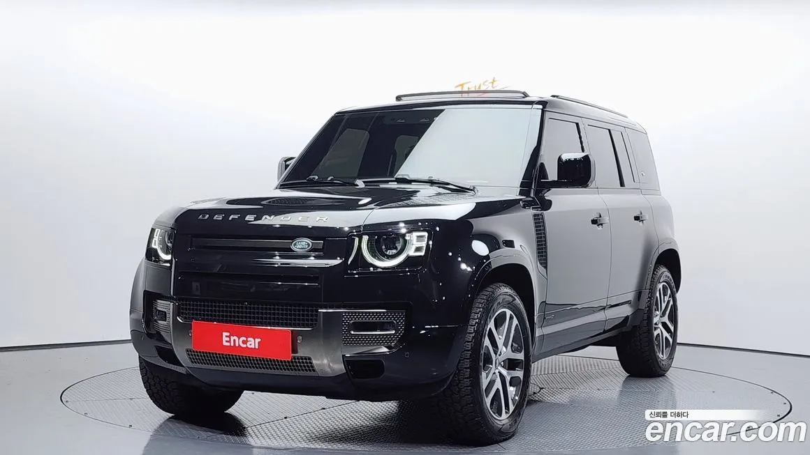 Land Rover Defender — фото 1