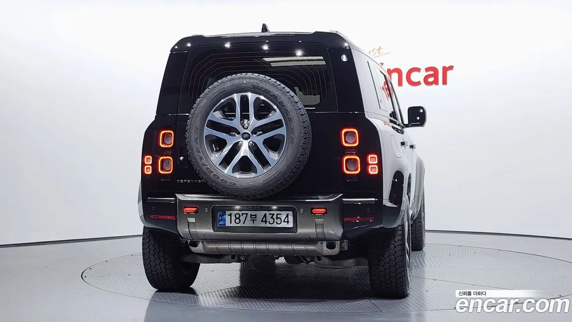 Land Rover Defender — фото 4