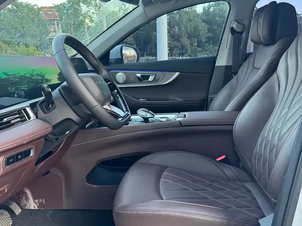 Chery Tiggo 8 PRO — фото 4