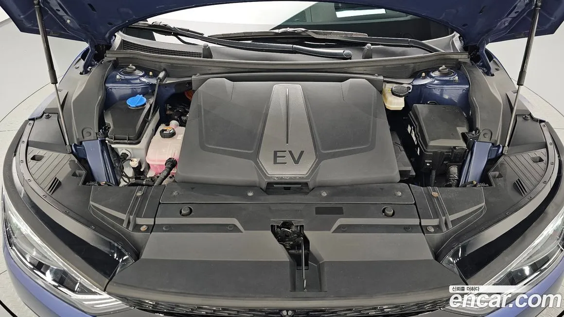 Kia EV6 — фото 6