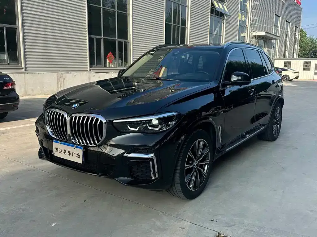 BMW X5 — фото 1