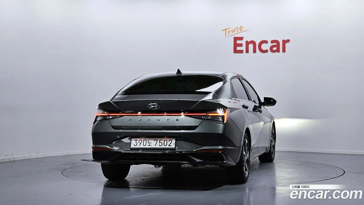 Hyundai AVANTE — фото 4