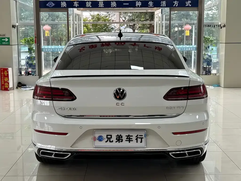 Volkswagen CC — фото 8