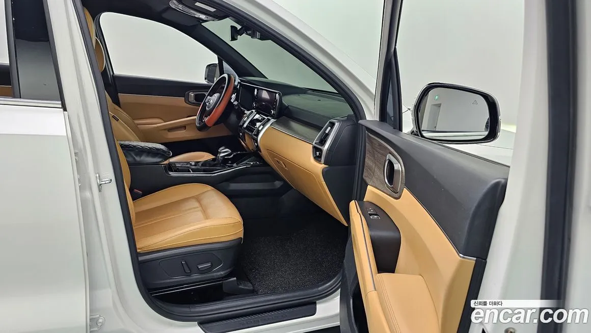 Kia Sorento — фото 10