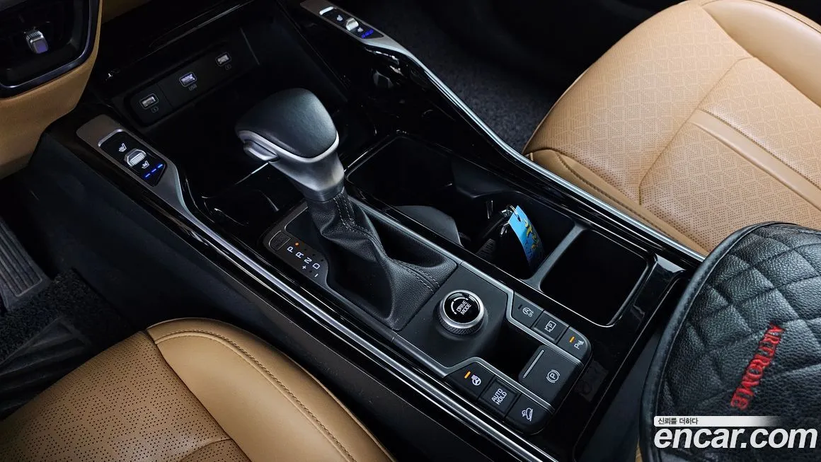 Kia Sorento — фото 9