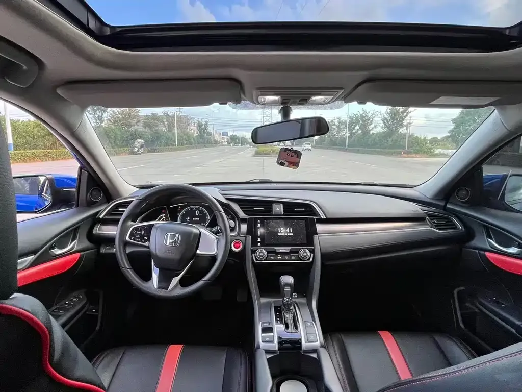 Honda Civic — фото 5
