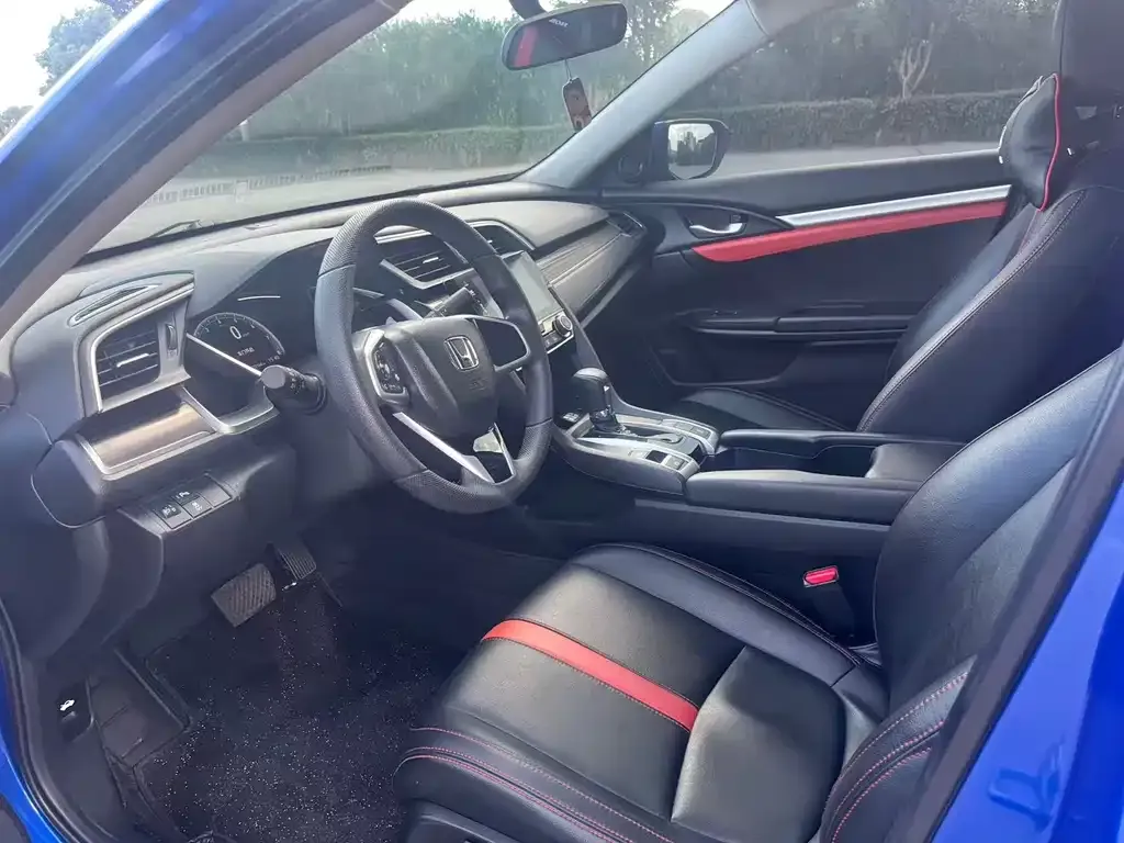 Honda Civic — фото 7