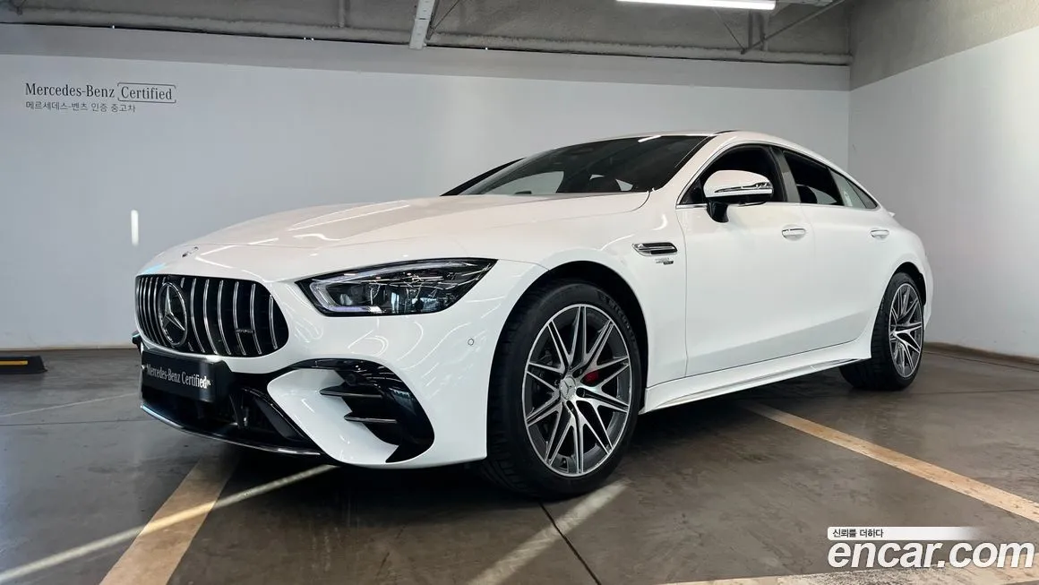 Mercedes-Benz AMG GT — фото 1