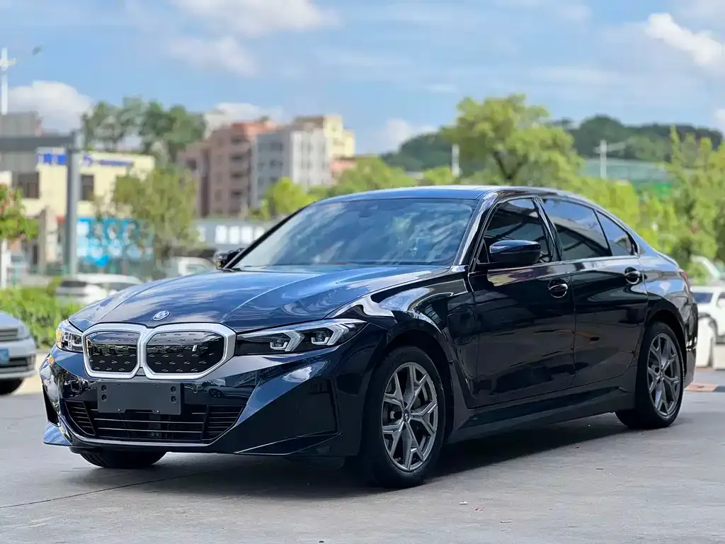 BMW i3 — фото 1