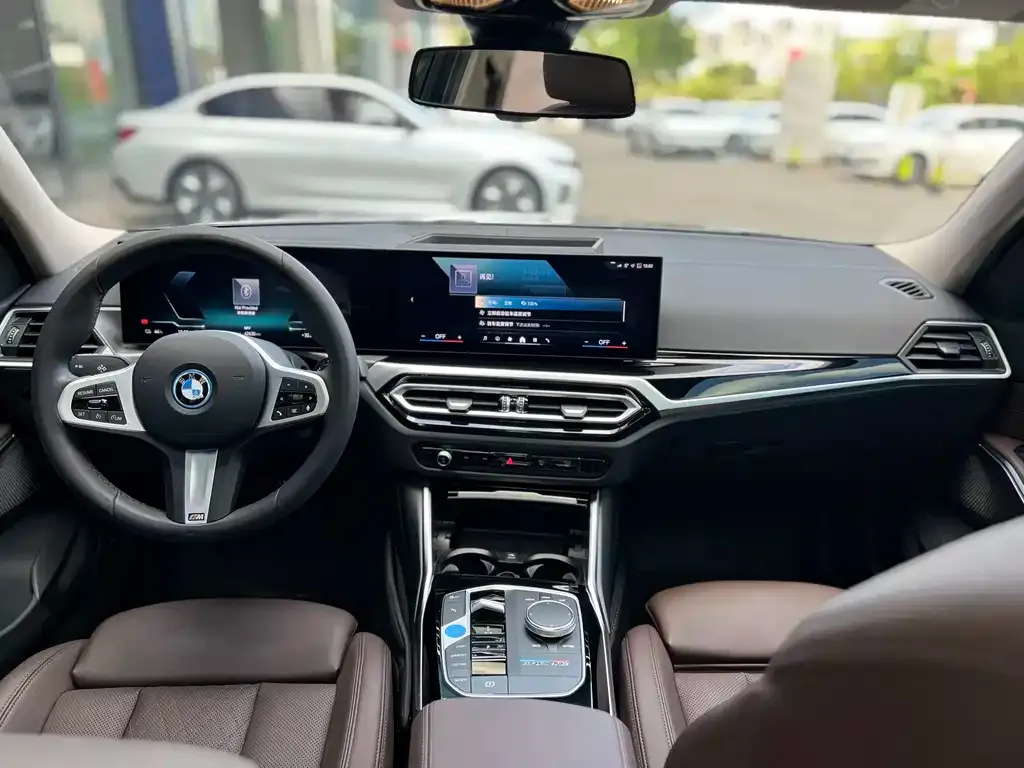 BMW i3 — фото 10