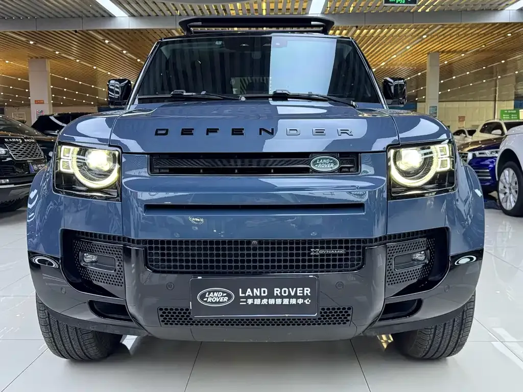 Land Rover Defender — фото 2