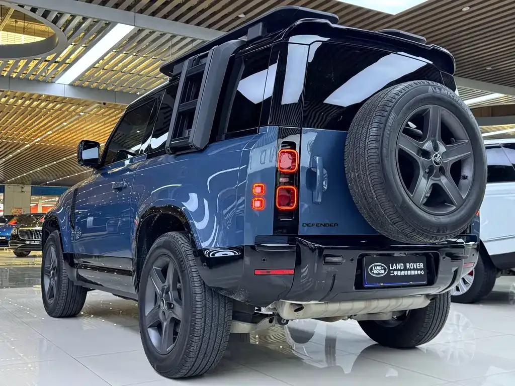 Land Rover Defender — фото 8