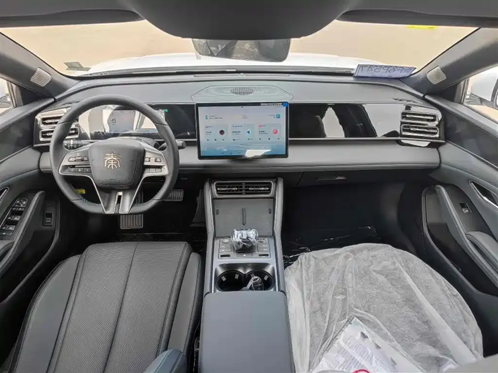BYD Qin L — фото 9