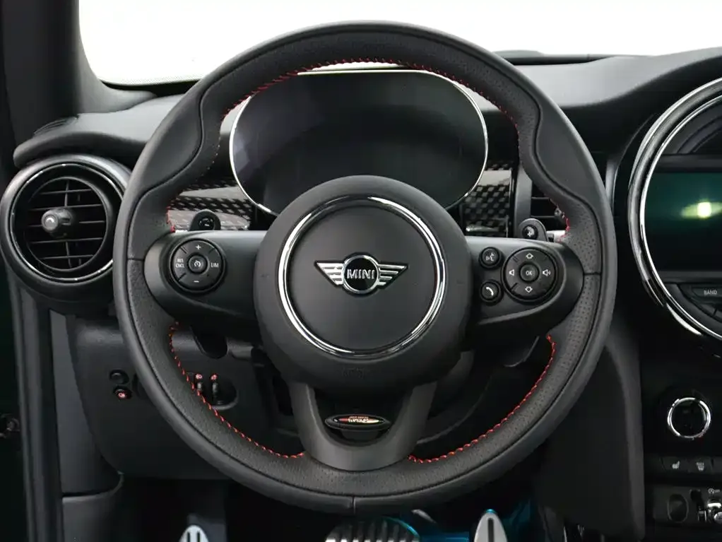 MINI JCW (John Cooper Works) — фото 9