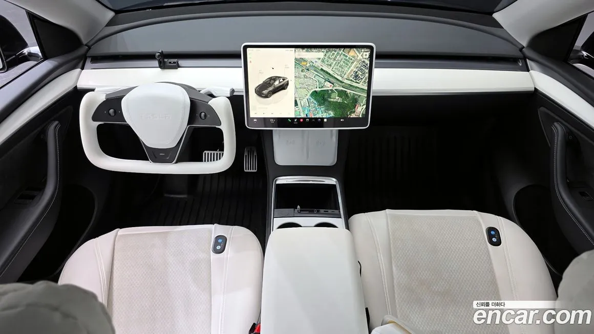 Tesla Model Y — фото 7