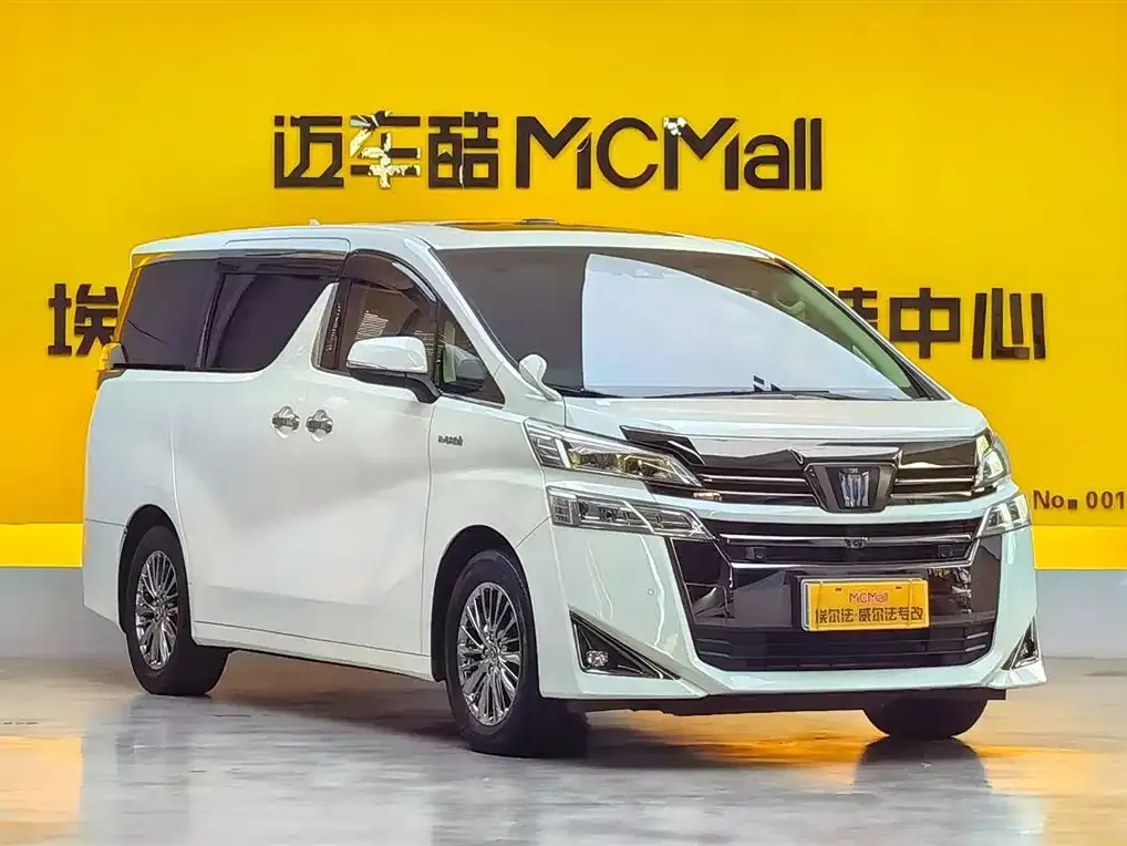 Toyota Alphard — фото 3