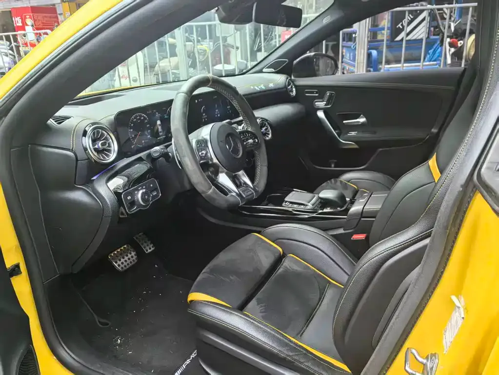 Mercedes-Benz CLA AMG — фото 2